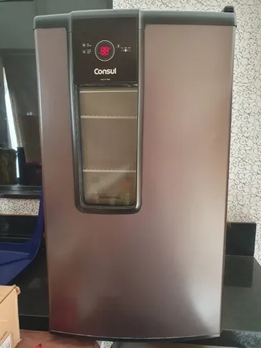 Cervejeira consul titanium semi nova 110v