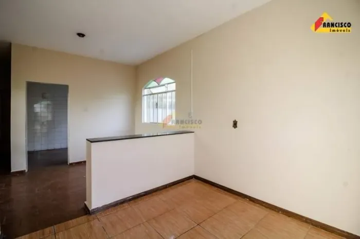 Casa para aluguel, 3 quartos, 1 suíte, 1 vaga, São José - Divinópolis/MG
