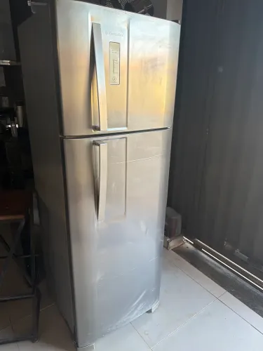 Geladeira Electrolux df36