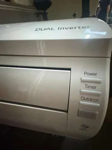 Ar LG Dual Inverter 9000 BTUs