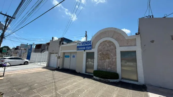 Ponto Comercial no Farol