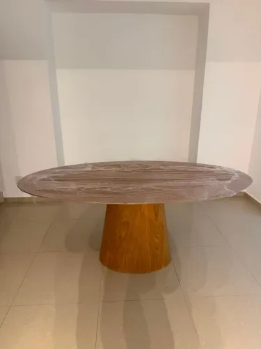 Mesa de jantar nova