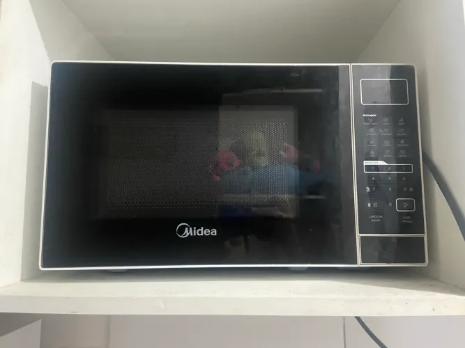 Microondas Midea 