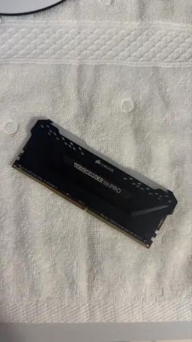 Memória ram vegance pro 16 GB 3600hz