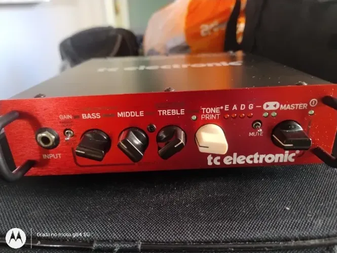 Cabeçote Transistor TC Electronic Bh250 250W Baixo Vermelho