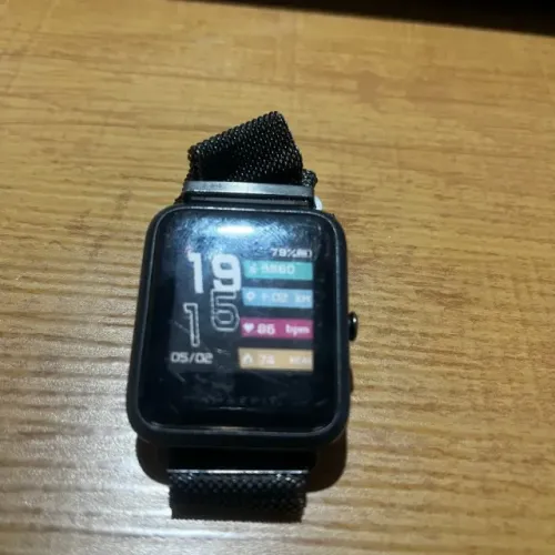 Amazfit Bip S funcionando 100% + pulseira metálica + bateria boa