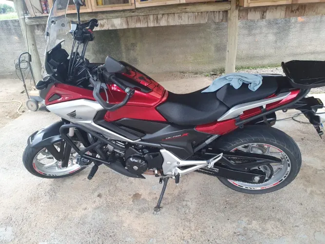 Vende-se NC 750x 2018 impecavel Abaixo da Fipe