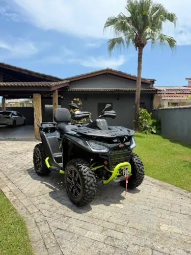 Quadriciclo 4x4 zerado Snarler 570cc americano com apenas 493 km ou 36 h