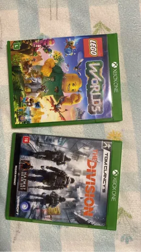 Dois jogos de Xbox One 