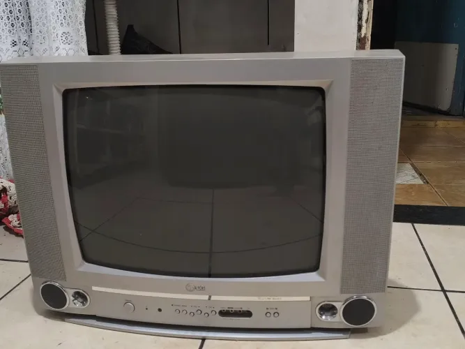 TV de Tubo LG Turbo sound - Detalhe na descrição