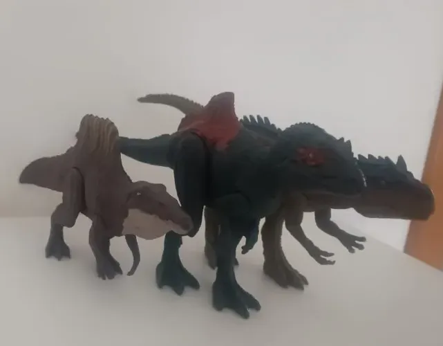 Dinossauros de Brinquedo