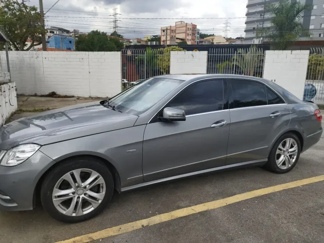 Mercedes-Benz E-350 CGI Avant. Sport 3.5 306cv Aut. 2012