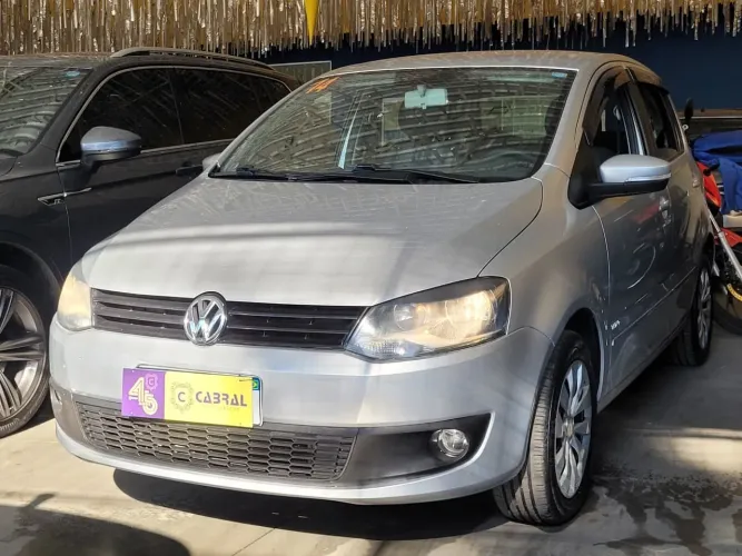 Volkswagen Fox 1.6 MI I Motion Total Flex 8V 5P 2014