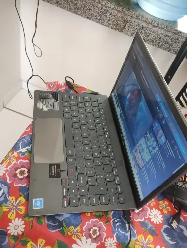 VENDO ESTE NOTEBOOK COM TELA DE LED SSD TUDO INSTALADO SÓ 499 ACEITO CARTÃO