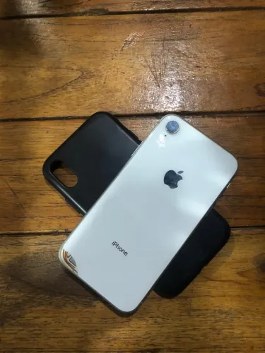 iPhone XR 64 gigas