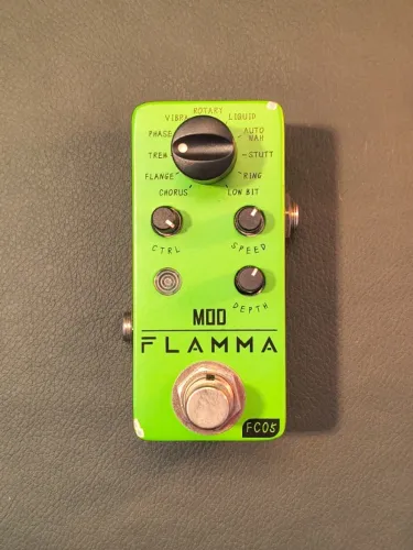 Pedal Flamma FC05 Modulação Auto Wah Flanger Tremolo Chorus