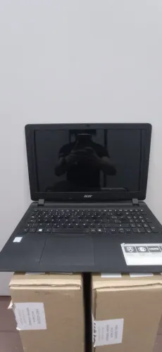 Notebook Acer Aspire ES1-572 Intel core i3-6006u DDR4 4Gb windows 11