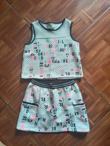 Roupa infantil