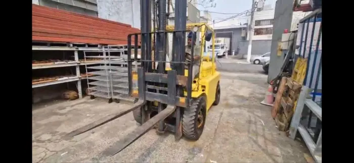 Empilhadeita Hyster 4.1 com caixa câmbio excelente estado
