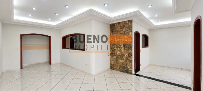 Casa para aluguel com 3 quartos, 1 suíte, 3 vagas, no Jardim São Francisco em Santa Bárbar