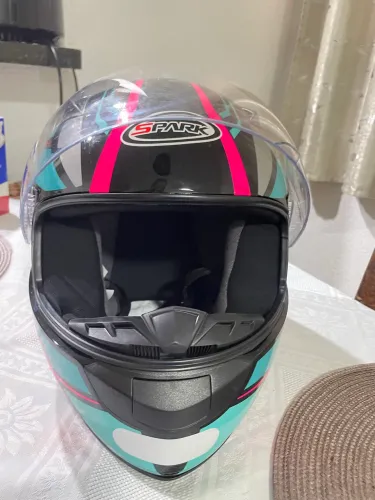 Vendo capacete Spark novo