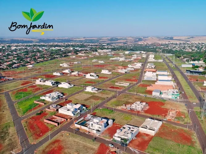 Terreno com 400 m² à Venda no Cj Hab Requião - Maringá