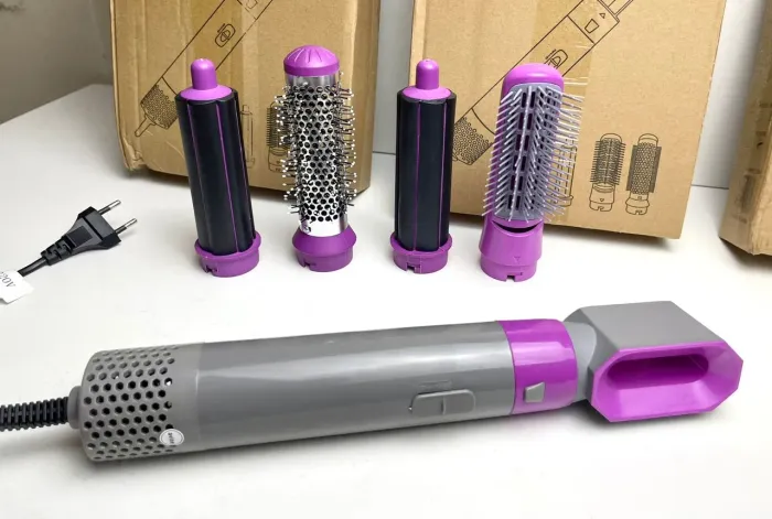 Escova com secador e babyliss NOVAS
