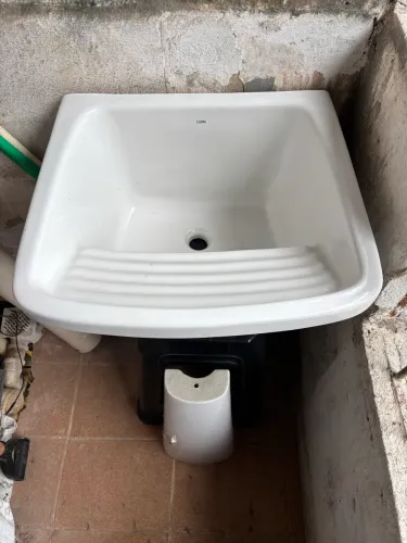 TANQUE DE LOUÇA, PIA DE LOUÇA
