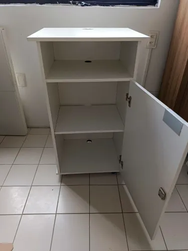 Balcão com chave e porta sombreiro