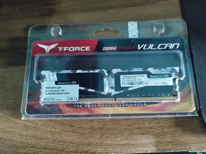 Memória ram ddr4 Pichau T-Force 3200mhz