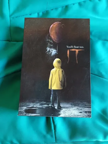 Neca it pennywise you'll float too NOVO