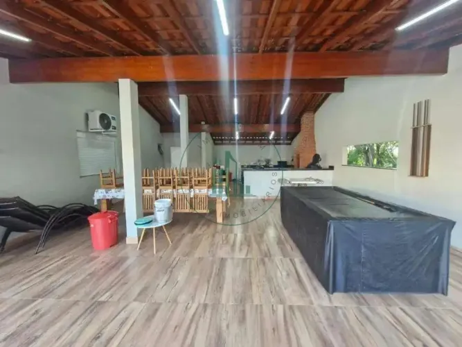 Casa alto padrão mobiliada com 4 suítes e piscina em Ártemis