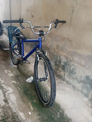 Troco bicicleta aro 26 montadinha em viking comum