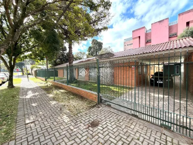 Terreno casa térrea a venda no bairro Bacacheri