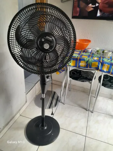 VENTILADOR ARNO FONE * TURBO COM ENCAIXE PARA REPELENTE 