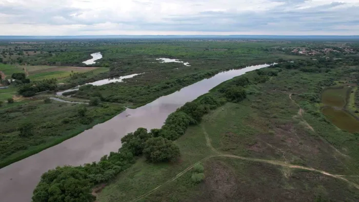 Fazenda de 673 hectares documentação em dia 1 km de jupagua 2 mil metros de beira de rio