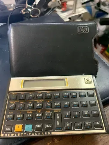 Calculadora HP 12c - semi nova