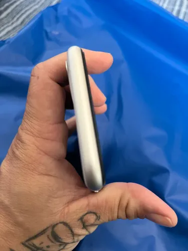Vendo IPhone 11 128gb branco
