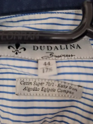 Vendo camisa original Dudalina tam 44 nunca usada