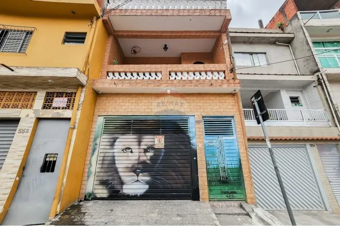 CASA A VENDA!