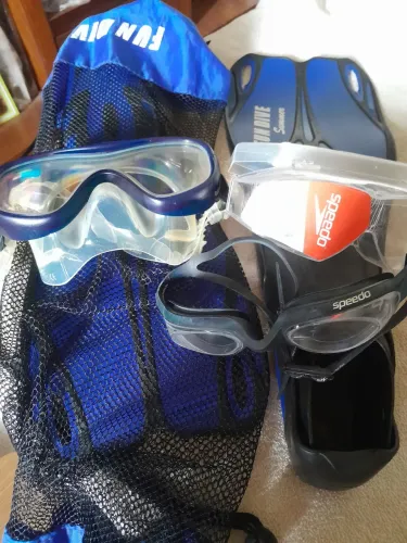 Conjunto Natação/Mergulho Nadadeiras, Mascara Triboard e Óculos Speedo. 