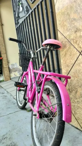 Bicicleta infantil menina