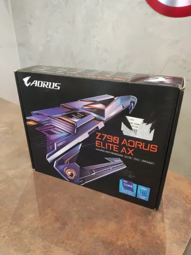 Placa Mãe Gamer Aorus z790 (Loja Física)