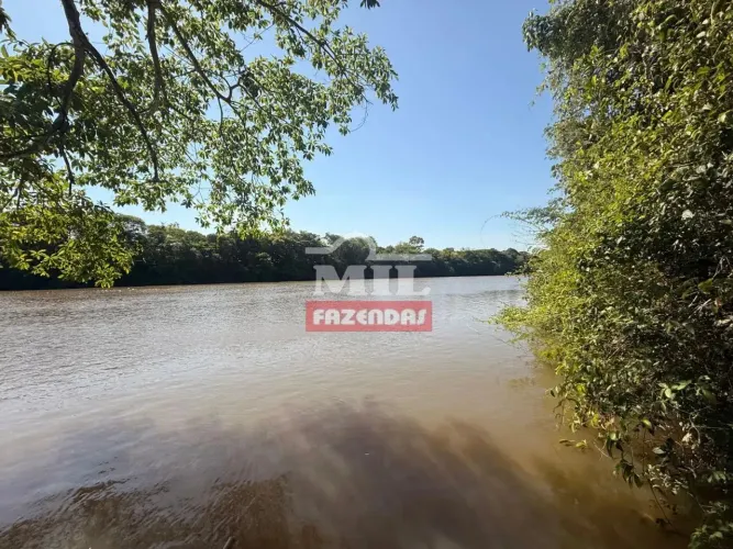 Rancho de pesca 2500 M² Arenópolis - Go
