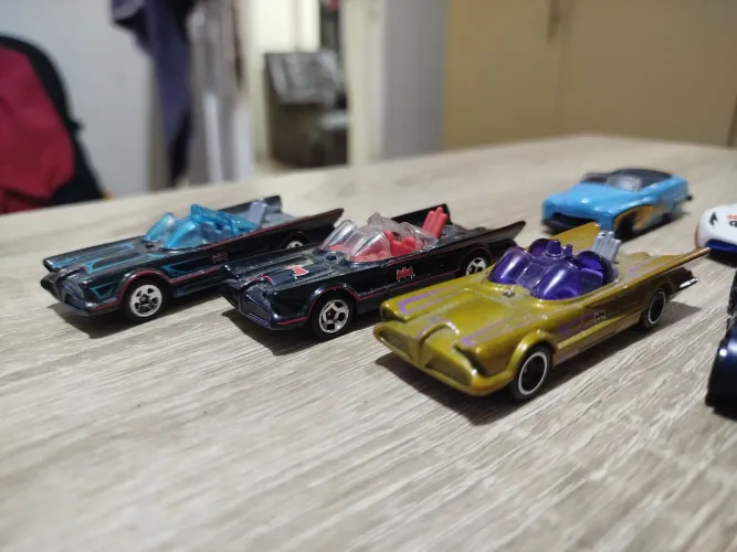 Coleção Temática Batmóvel Hot Wheels ! 