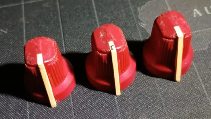 Knob Fender Original Vermelho Chanfrado
