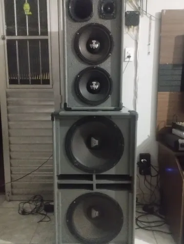 Caixa de Som Dupla Oversound de Baiana / Woofer (Excelente Estado)