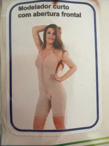 Modelador tamanho G cor chocolate abertura frontal 
