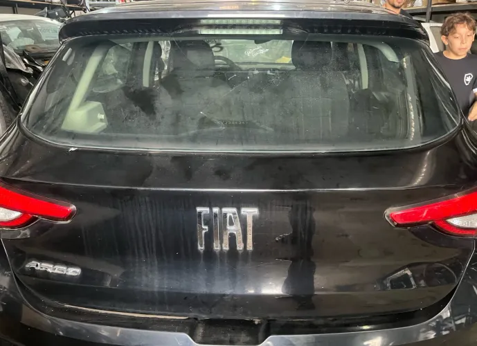 TAMPA DE MALA FIAT ARGO