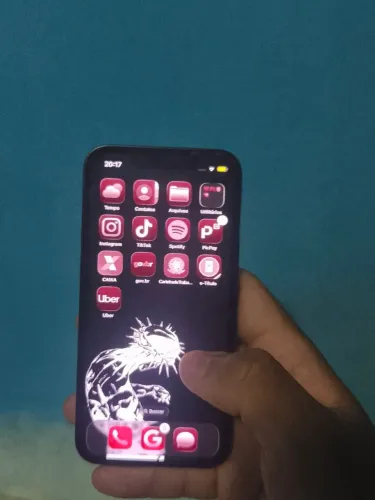 Vendo iPhone 13 mini em ótimo estado(100% de saúde de bateria)
